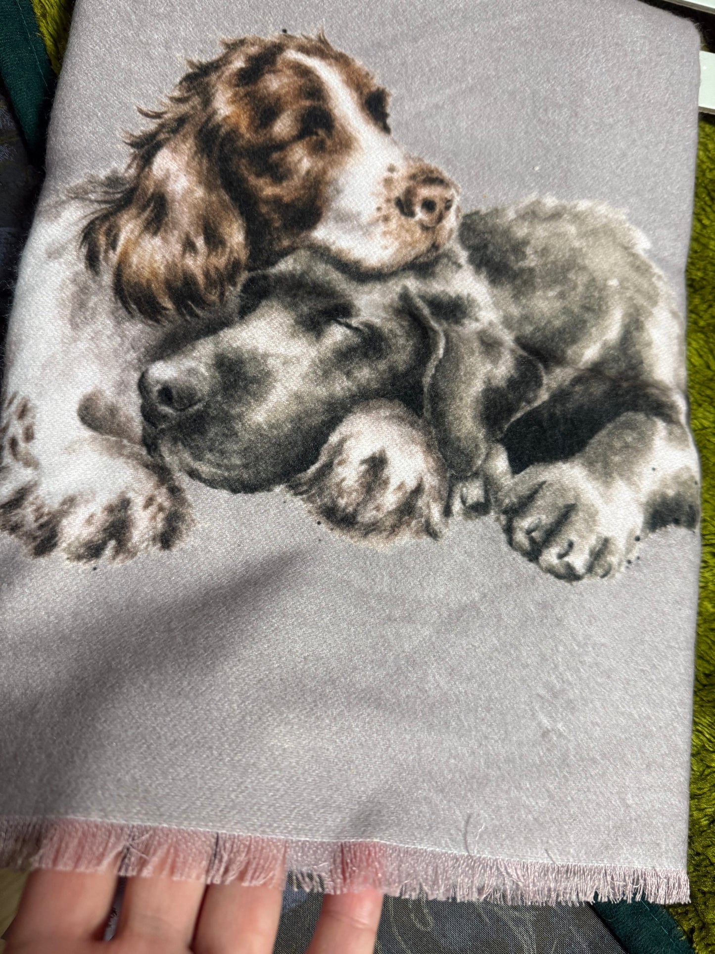 Wrendale Designs - Kutyakölykök téli meleg sál