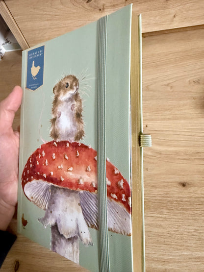 Wrendale Designs - Egeres jegyzetfüzet aranyszínű élfestéssel